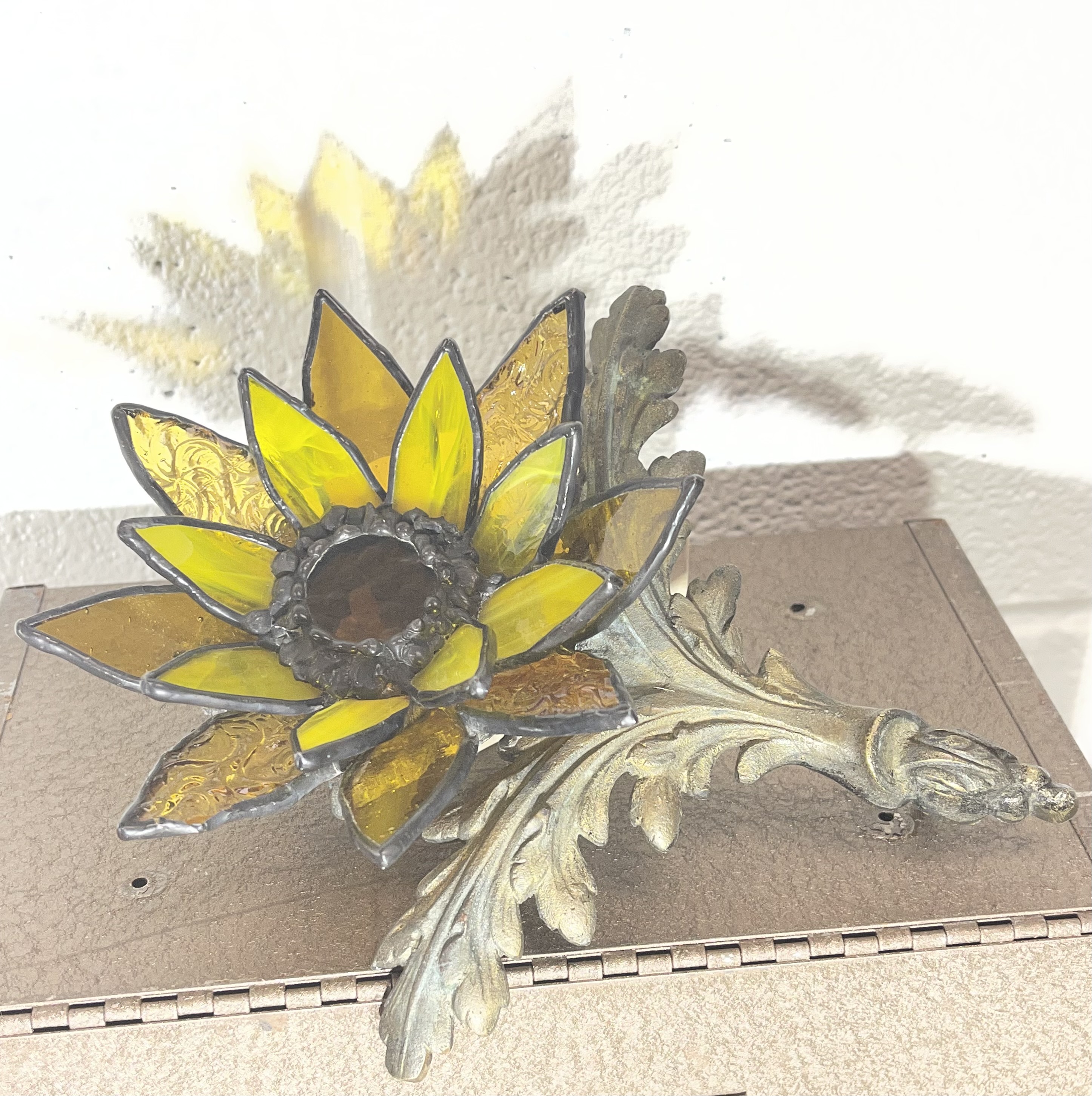 Golden lamp base flower